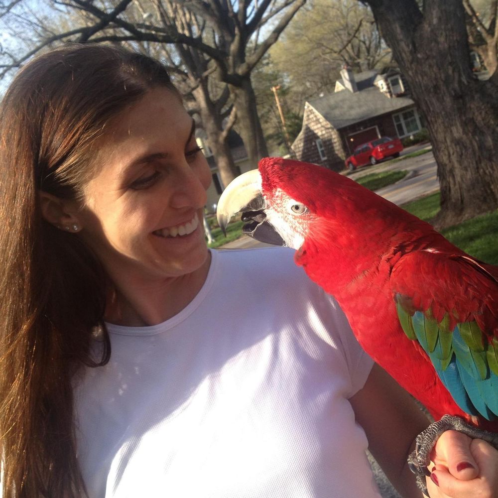 Meet your Posher, Claudia